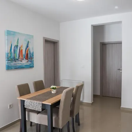 Ivano & Leo - Private Parking Apartment Zadar