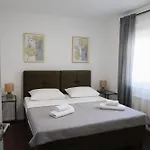 Apartman Ivano & Leo - Private Parking
