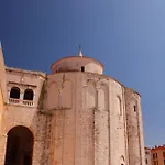Ivano & Leo - Private Parking Lägenhet Zadar