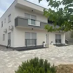 Apartment Ivano & Leo - Private Parking