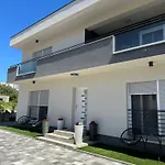 Apartment Ivano & Leo - Private Parking Zadar