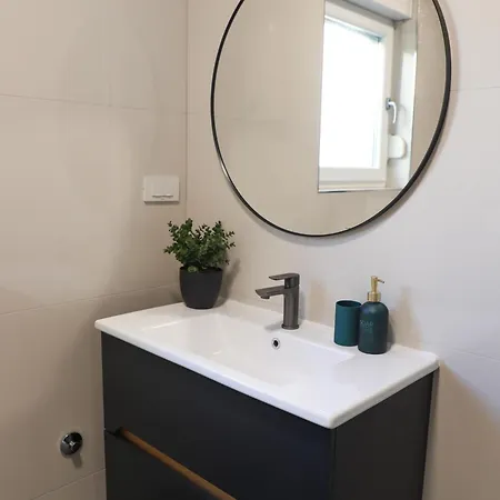 Ivano & Leo - Private Parking Zadar