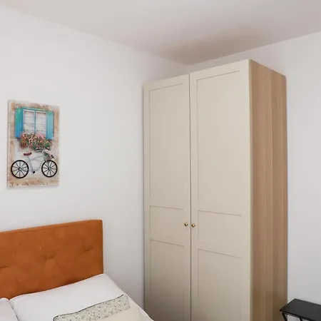Ivano & Leo - Private Parking Appartamento