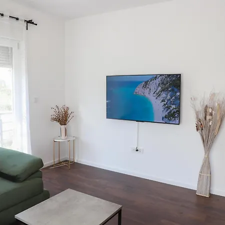 Ivano & Leo - Private Parking