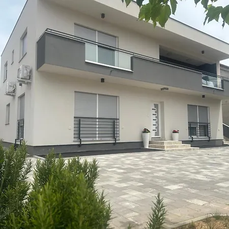 Appartement Ivano & Leo - Private Parking *