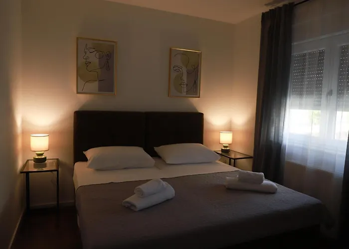 Ivano & Leo - Private Parking