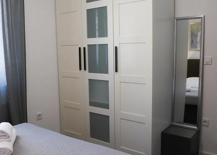 Ivano & Leo - Private Parking * Zadar