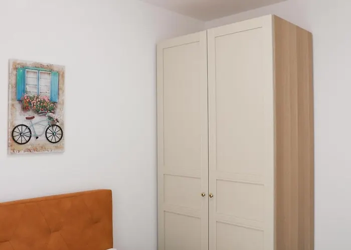 Ivano & Leo - Private Parking Lejlighed