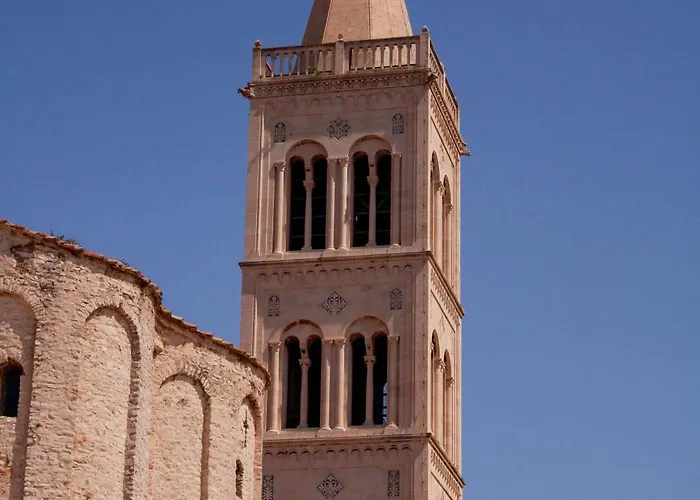 Ivano & Leo - Private Parking Zadar