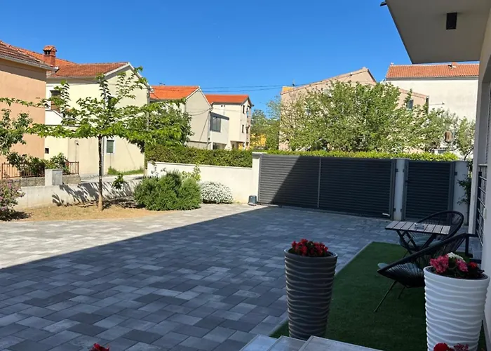 Lejlighed Ivano & Leo - Private Parking *